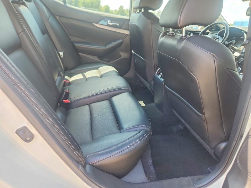 Photo 10 from auction – 2017 NISSAN MAXIMA with VIN 1N4AA6AP4HC413233