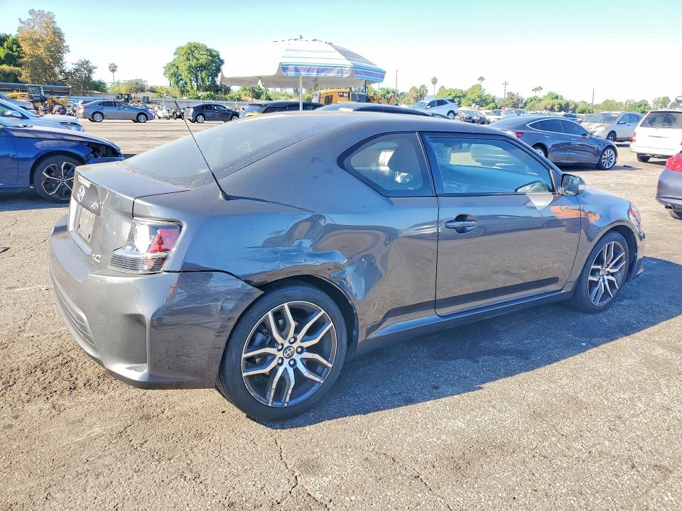 Photo 3 from auction – 2014 SCION TC with VIN JTKJF5C77E3078945