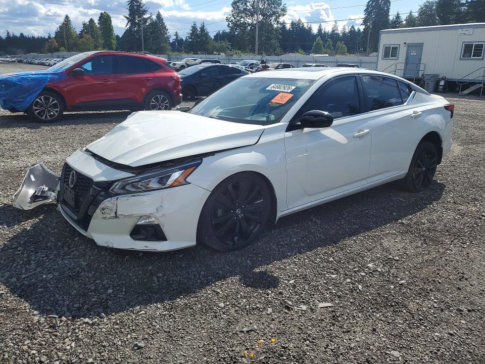 NISSAN ALTIMA 2022 with VIN 1N4BL4CW6NN304828 - Photo from auction