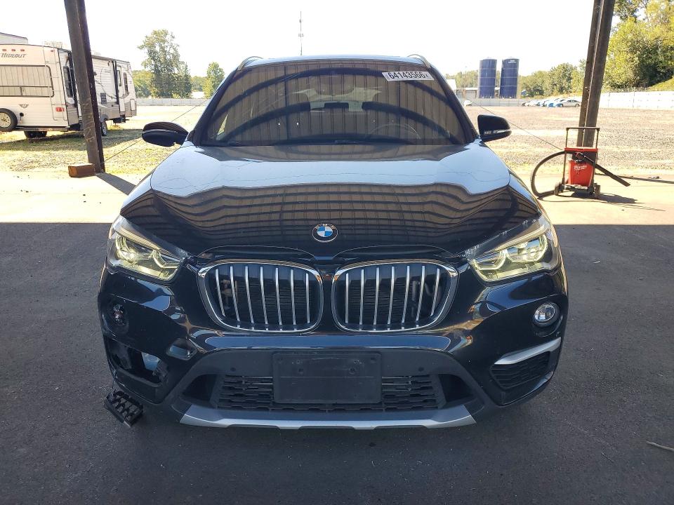 Photo 5 from auction – 2019 BMW X1 with VIN WBXHT3C56K3H34121