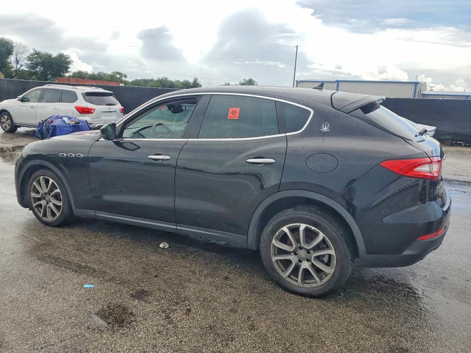 Photo 2 from auction – 2017 MASERATI LEVANTE with VIN ZN661XUA7HX237671