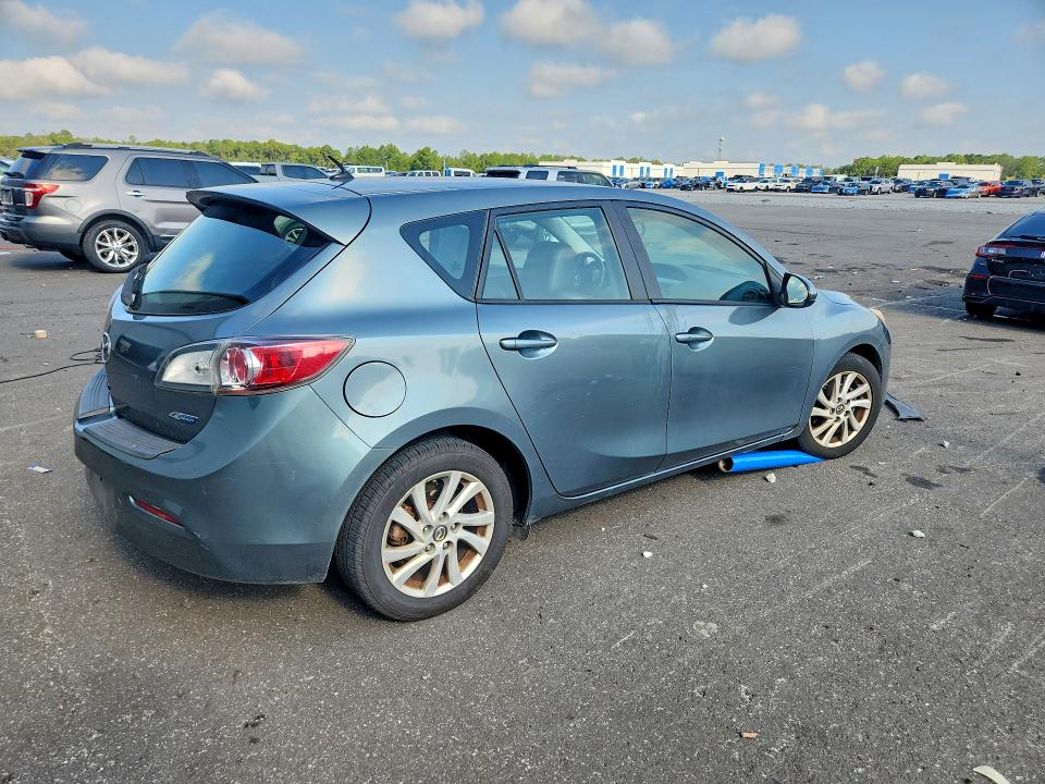 Photo 3 from auction – 2013 MAZDA 3 with VIN JM1BL1MP9D1775992