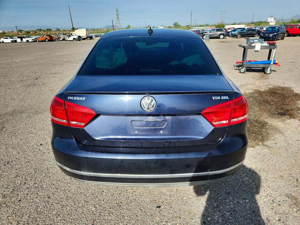Photo 6 from auction – 2014 VOLKSWAGEN PASSAT with VIN 1VWCN7A34EC111511