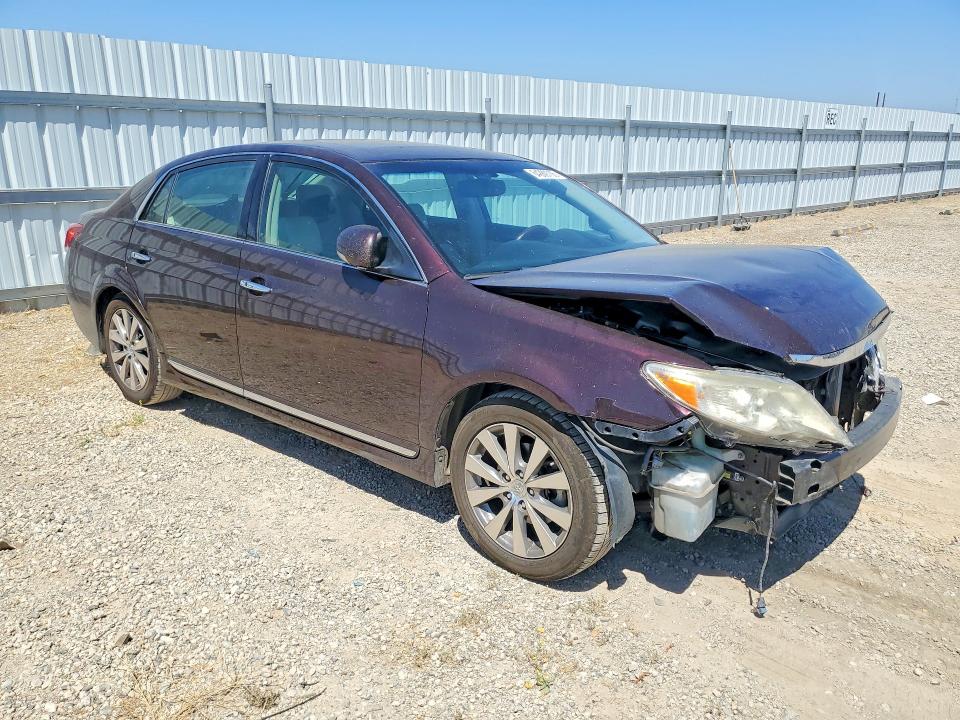 Photo 4 from auction – 2011 TOYOTA AVALON with VIN 4T1BK3DB0BU404455