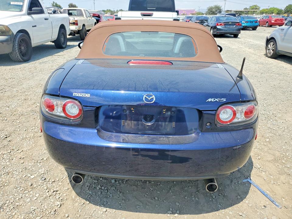 Photo 6 from auction – 2008 MAZDA MX-5 MIATA with VIN JM1NC25F480139937