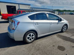 Photo 3 from auction – 2014 TOYOTA PRIUS with VIN JTDKN3DU4E0382419
