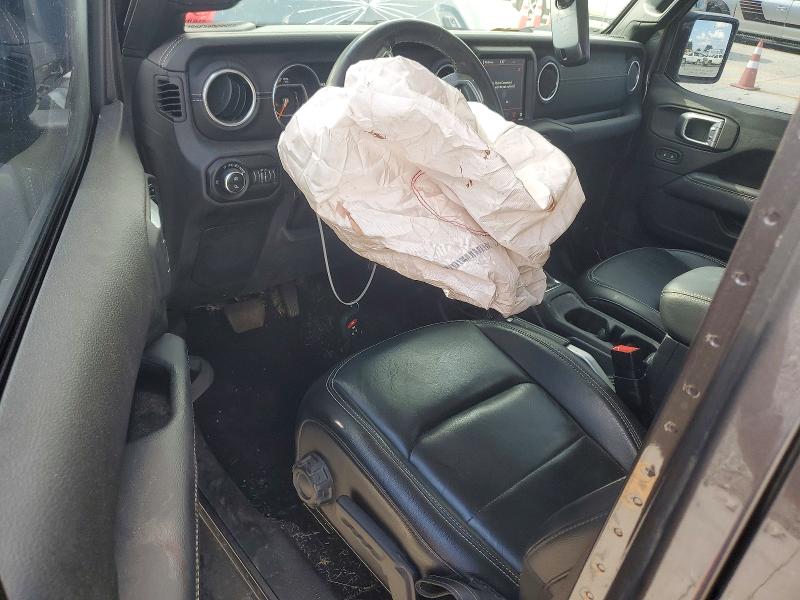 Photo 8 from auction – 2020 JEEP GLADIATOR with VIN 1C6HJTFG5LL174680