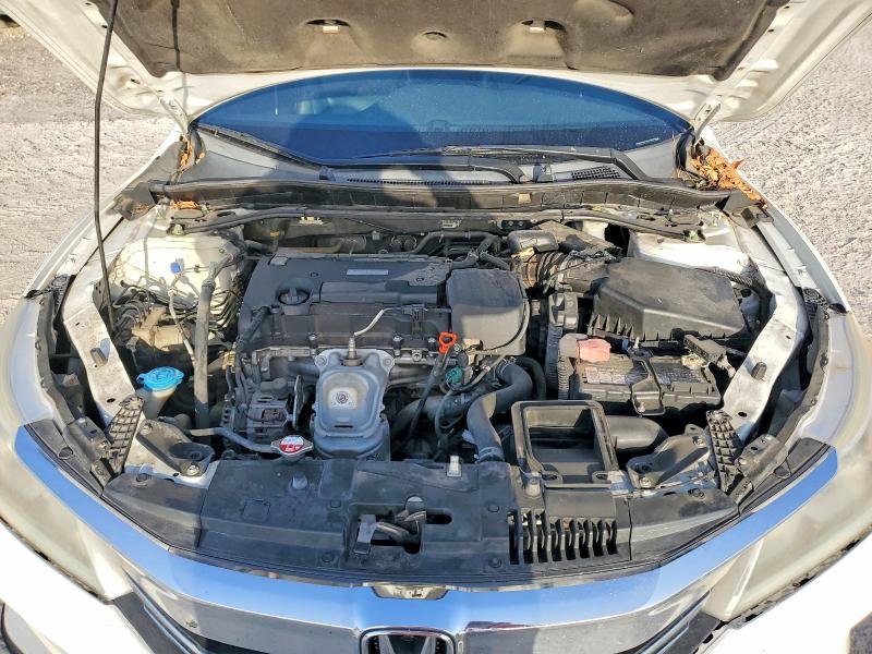 Photo 12 from auction – 2017 HONDA ACCORD with VIN 1HGCR2F16HA061858