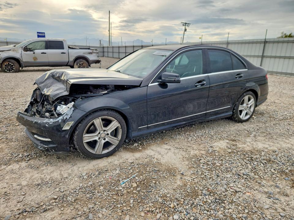 2011 MERCEDES-BENZ C - Търг №66653366