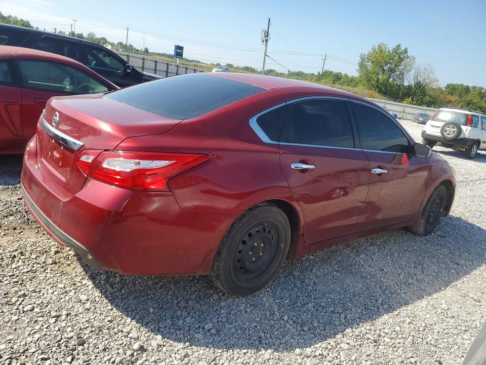 Снимка 3 от търг – 2017 NISSAN ALTIMA с VIN 1N4AL3AP1HC492496