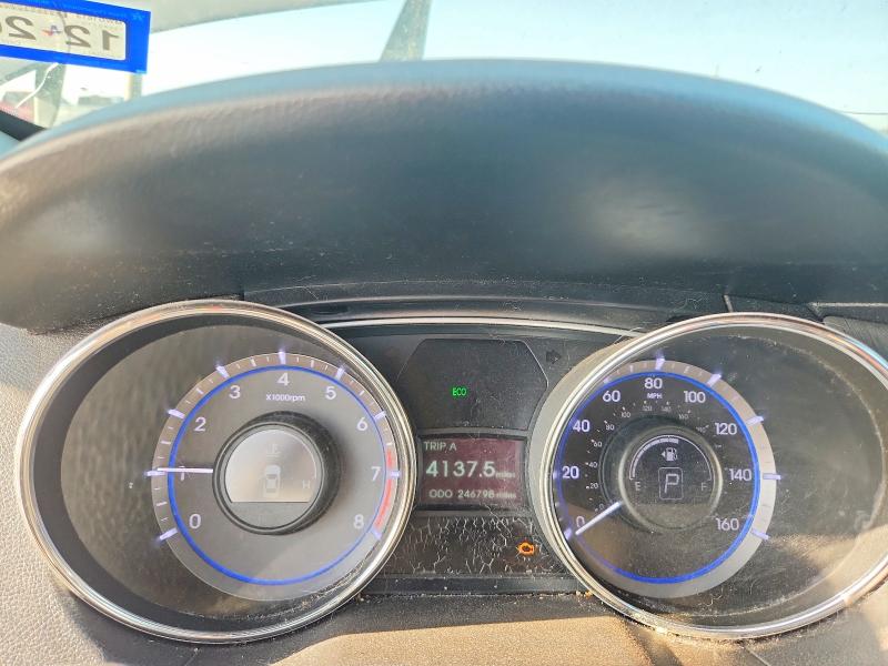 Photo 9 from auction – 2013 HYUNDAI SONATA with VIN 5NPEC4AC3DH714274