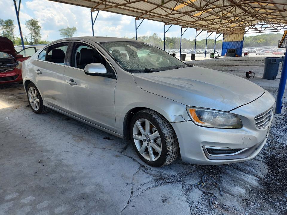 Zdjęcie 4 z aukcji – 2016 VOLVO S60 z VIN LYV612TK1GB107961