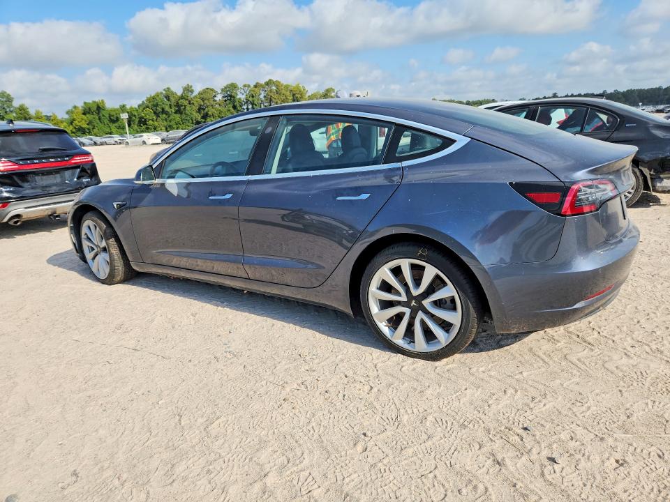 Photo 2 from auction – 2018 TESLA MODEL 3 with VIN 5YJ3E1EA1JF163460