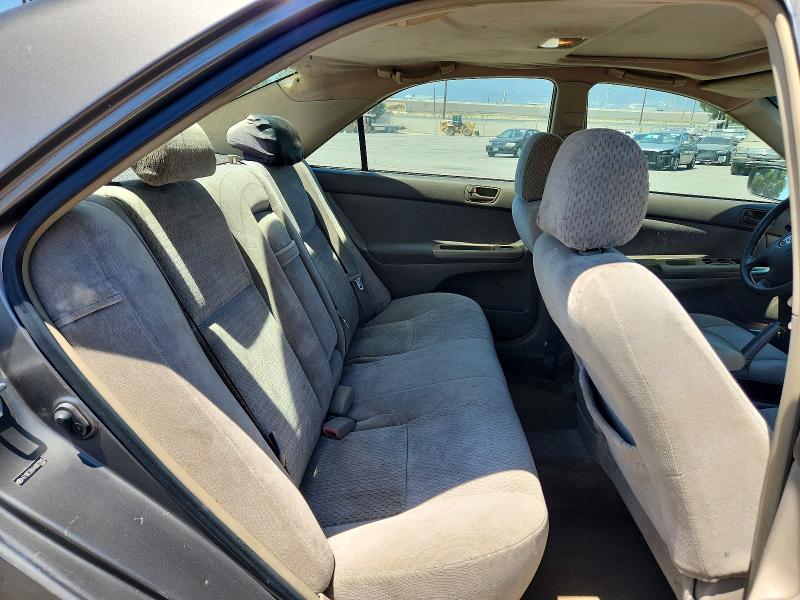 Photo 10 from auction – 2004 TOYOTA CAMRY with VIN 4T1BE32K44U927815