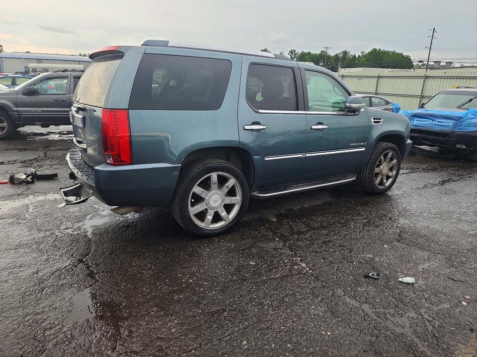 Photo 3 from auction – 2008 CADILLAC ESCALADE with VIN 1GYFK63878R262348