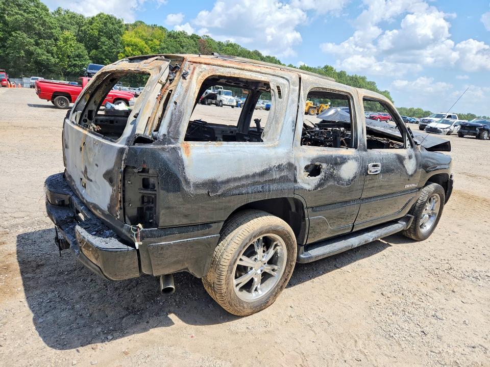 Photo 3 from auction – 2006 GMC YUKON with VIN 1GKEK63U86J157669