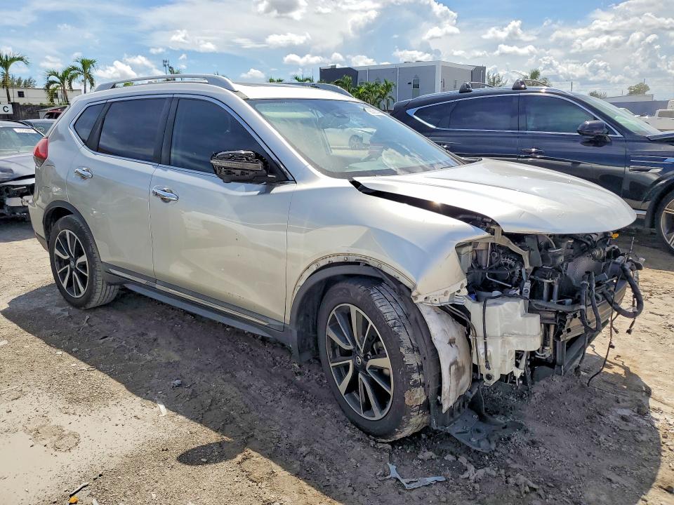 Photo 4 from auction – 2019 NISSAN ROGUE with VIN 5N1AT2MT9KC768391