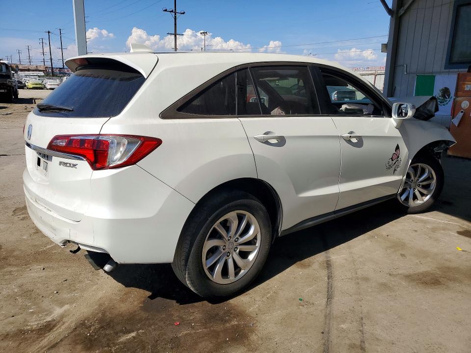 Photo 3 from auction – 2018 ACURA RDX with VIN 5J8TB3H3XJL008809