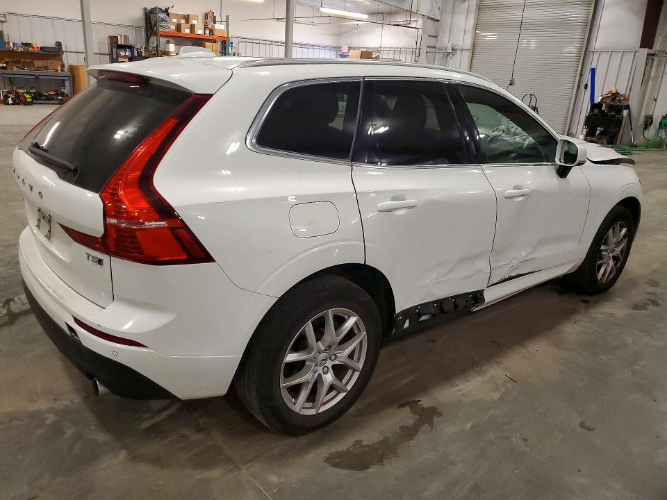 Photo 3 from auction – 2020 VOLVO XC60 with VIN YV4102RK5L1584282