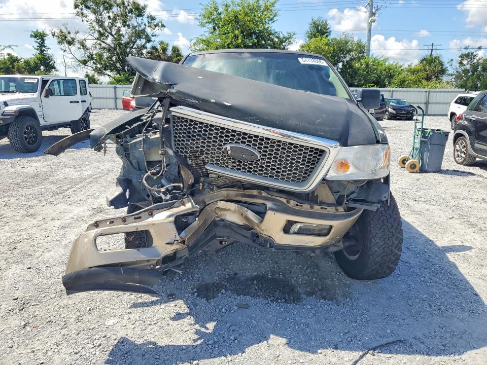 Photo 5 from auction – 2004 FORD F150 with VIN 1FTPW145X4KC98222