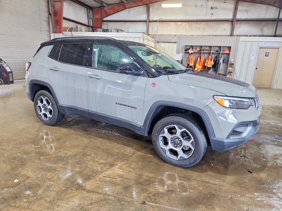 Photo 4 from auction – 2022 JEEP COMPASS with VIN 3C4NJDDB8NT193515