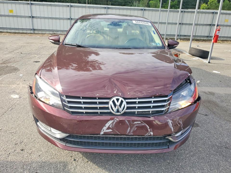 Photo 5 from auction – 2012 VOLKSWAGEN PASSAT with VIN 1VWCP7A32CC038291