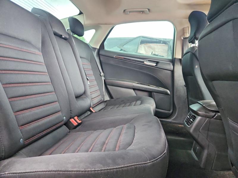 Photo 10 from auction – 2016 FORD FUSION with VIN 3FA6P0T95GR272317