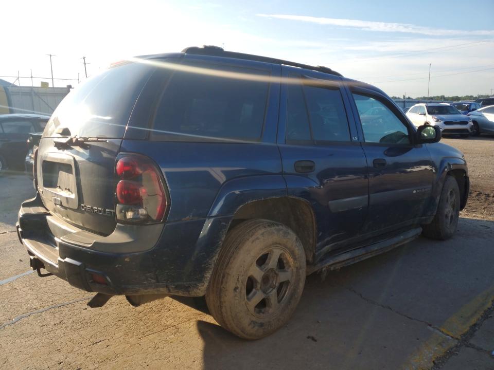 Photo 3 from auction – 2004 CHEVROLET TRAILBLAZER with VIN 1GNDT13S442331032