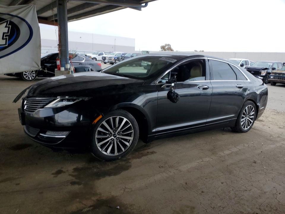LINCOLN MKZ 2014 with VIN 3LN6L2LU0ER824837 - Photo from auction