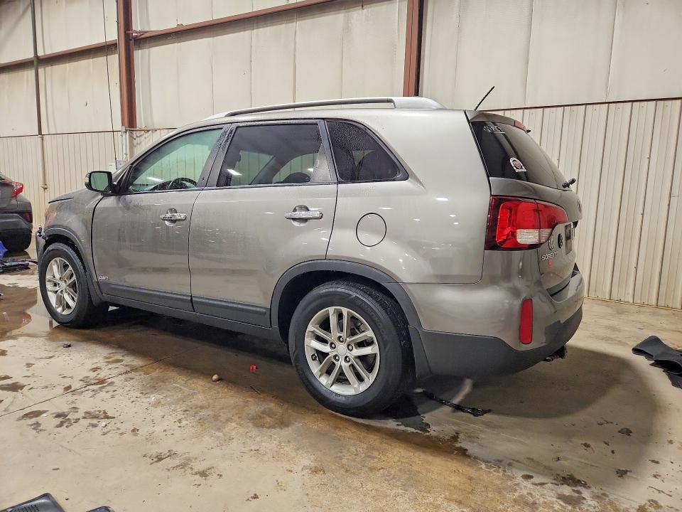 Photo 2 from auction – 2014 KIA SORENTO with VIN 5XYKTCA66EG549773