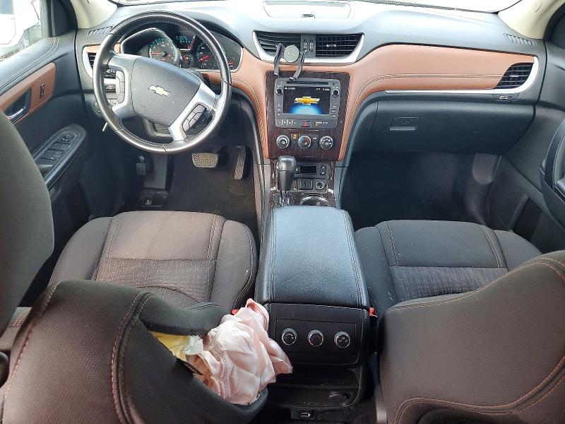 Photo 8 from auction – 2016 CHEVROLET TRAVERSE with VIN 1GNKVGKD8GJ342651