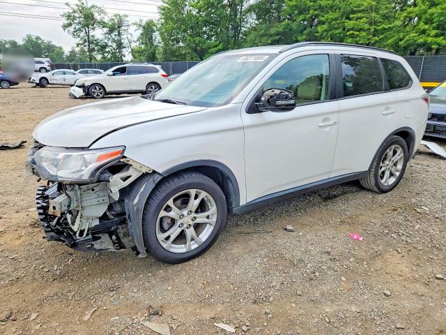 MITSUBISHI OUTLANDER 2015 с VIN JA4AD3A35FZ007771 - Фото с аукциона