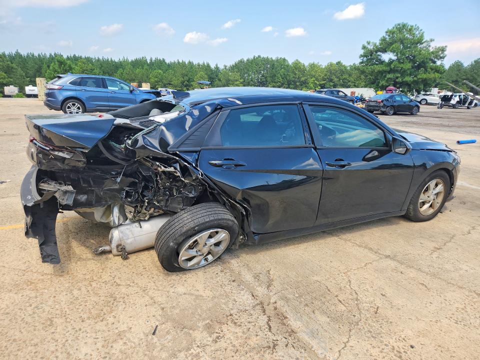 Снимка 3 от търг – 2023 HYUNDAI ELANTRA с VIN KMHLL4AG2PU532078
