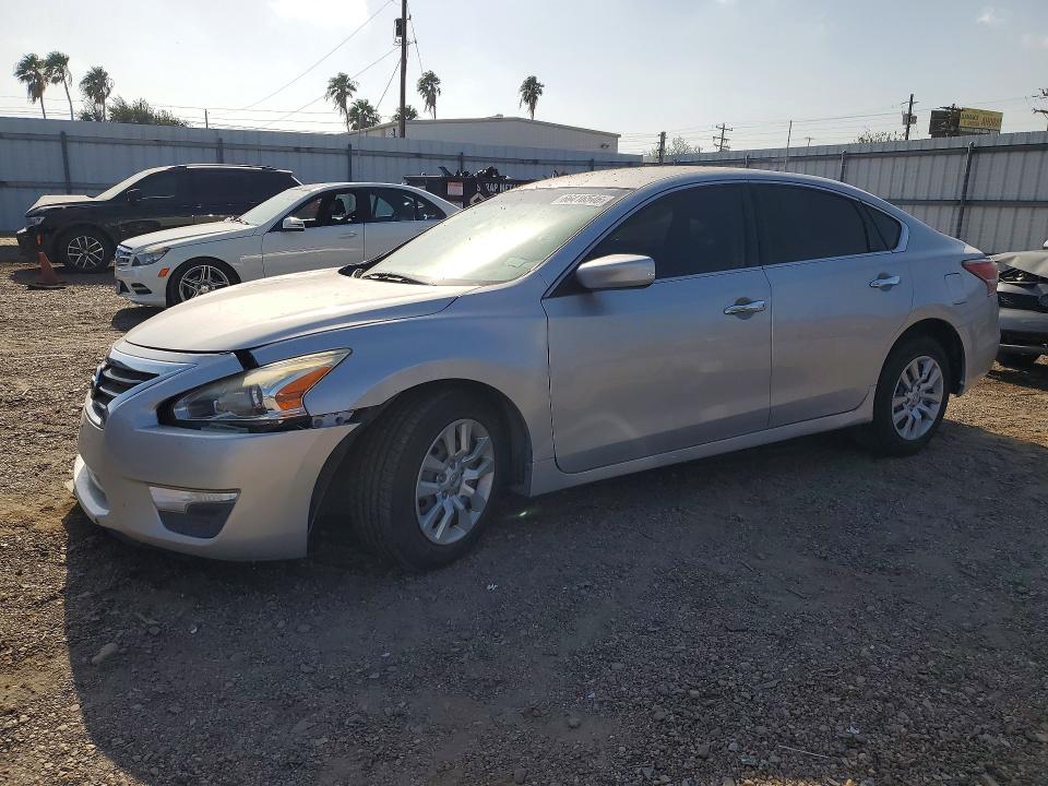 NISSAN ALTIMA 2015 with VIN 1N4AL3AP2FC167014 - Photo from auction
