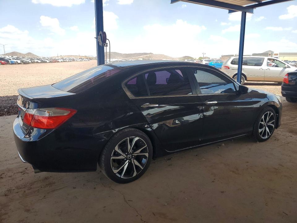 Photo 3 from auction – 2015 HONDA ACCORD with VIN 1HGCR2F53FA129677