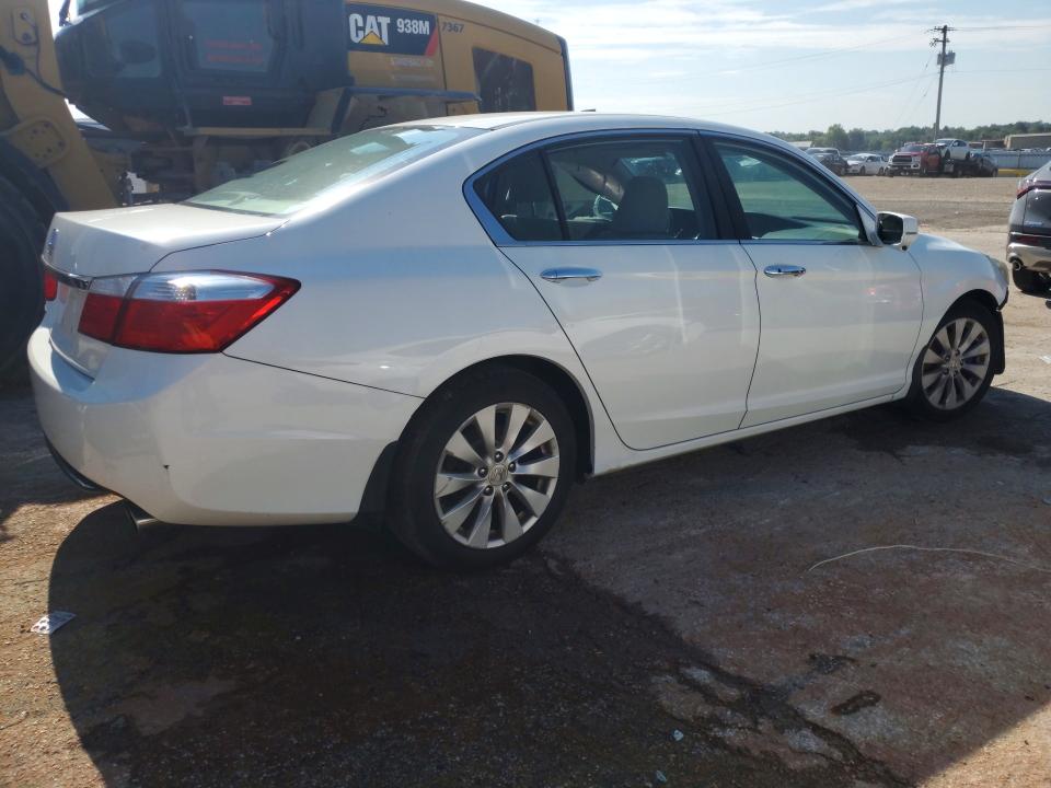 Photo 3 from auction – 2015 HONDA ACCORD with VIN 1HGCR2F71FA033855