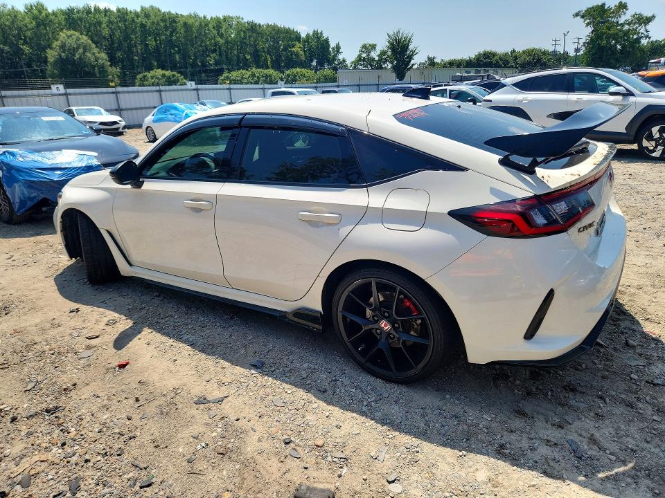 Photo 2 from auction – 2023 HONDA CIVIC with VIN JHMFL5G42PX003263