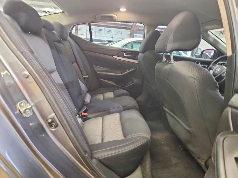 Photo 10 from auction – 2016 NISSAN MAXIMA with VIN 1N4AA6AP0GC904851
