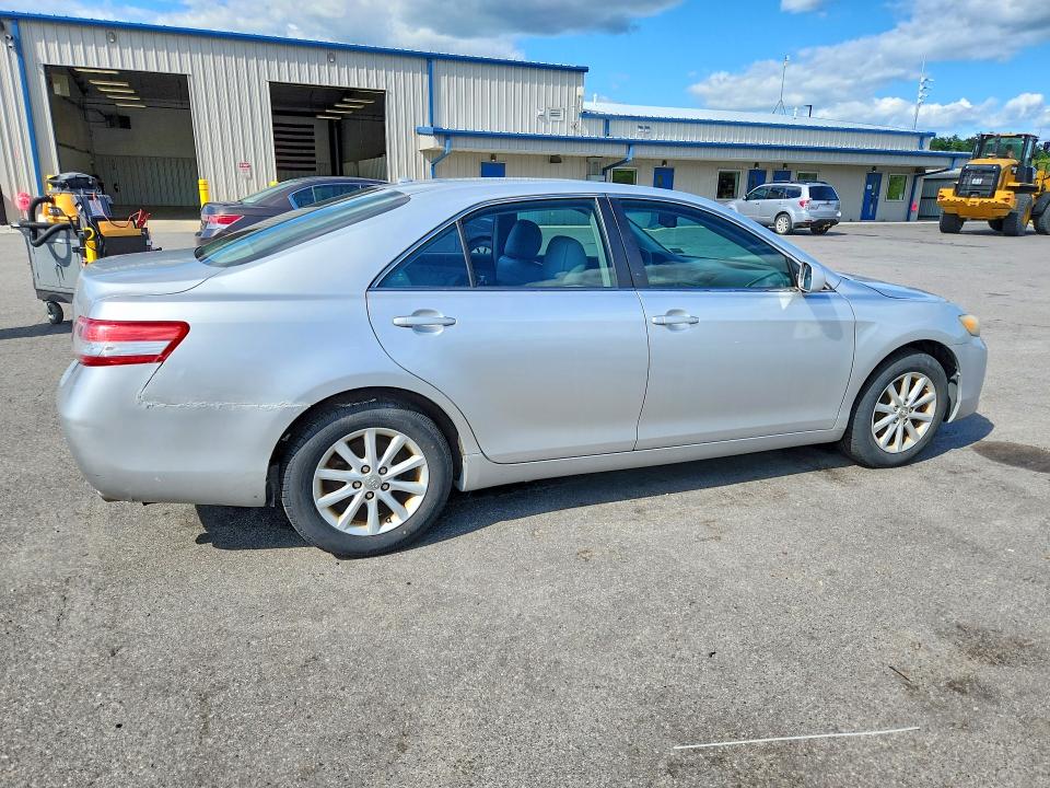 Photo 3 from auction – 2011 TOYOTA CAMRY with VIN 4T4BF3EK7BR111015