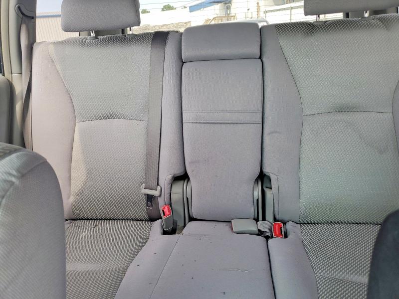 Photo 10 from auction – 2005 TOYOTA HIGHLANDER with VIN JTEGD21A750119527