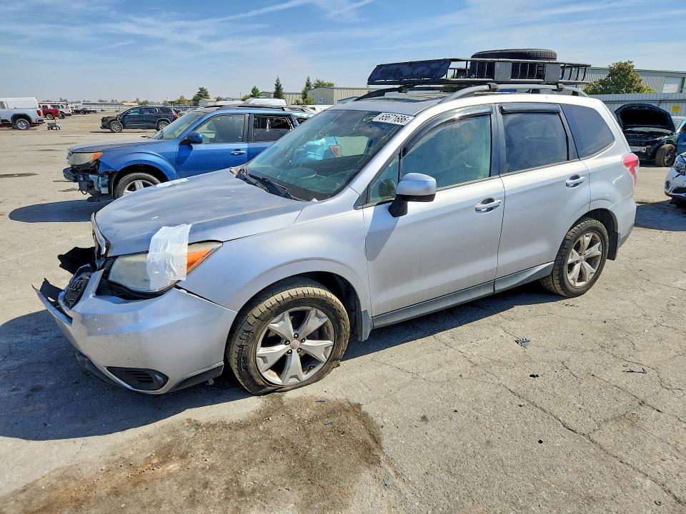 SUBARU FORESTER 2015 with VIN JF2SJADC8FH442309 - Photo from auction