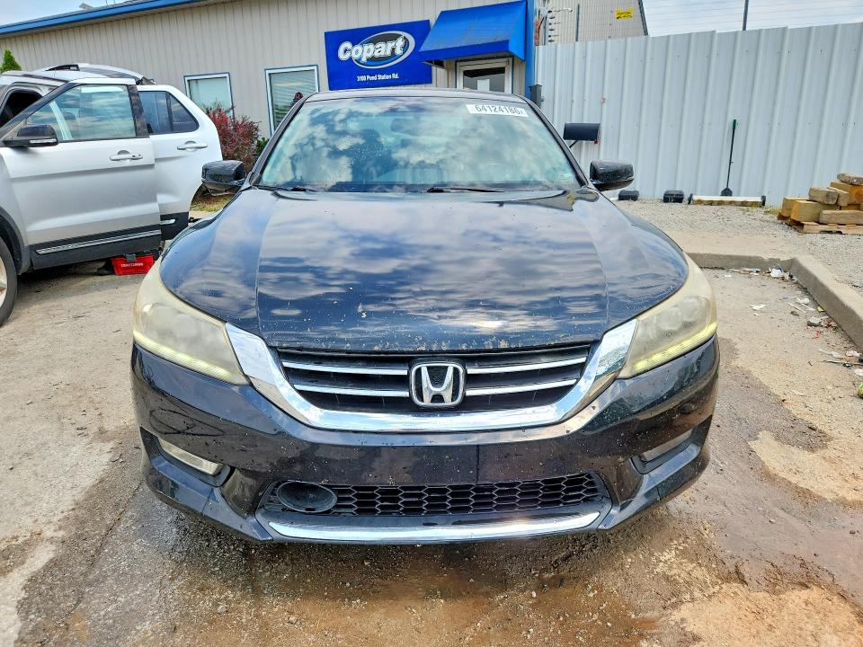 Photo 5 from auction – 2014 HONDA ACCORD with VIN 1HGCR3F91EA012302