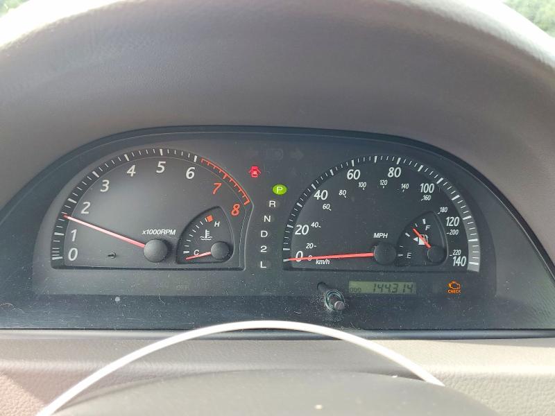 Photo 9 from auction – 2003 TOYOTA CAMRY with VIN 4T1BE30K03U146100