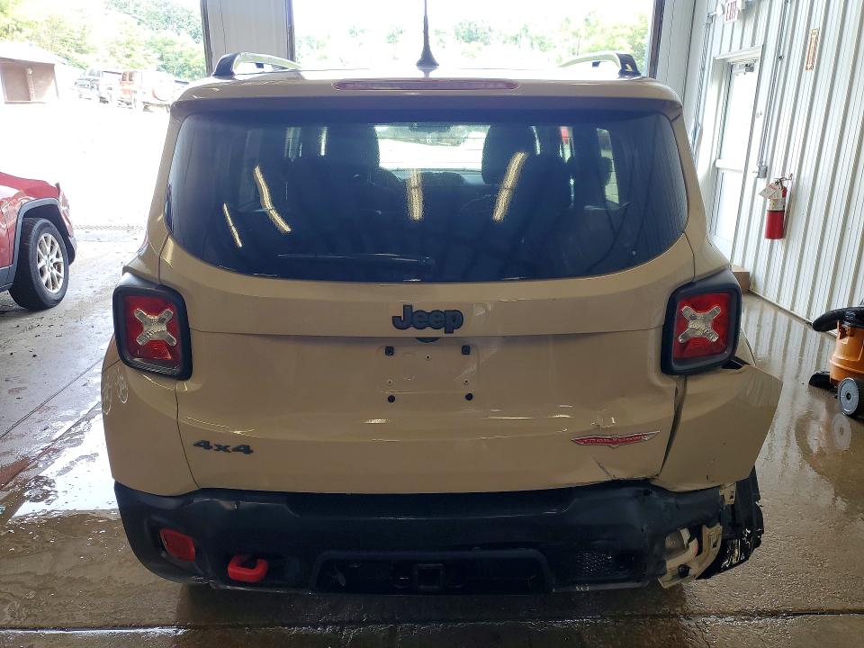 Фото 6 с аукциона – 2016 JEEP RENEGADE с VIN ZACCJBCT2GPC77829