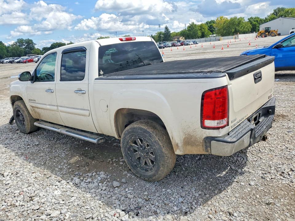 Photo 2 from auction – 2011 GMC SIERRA with VIN 3GTP2WE3XBG389419