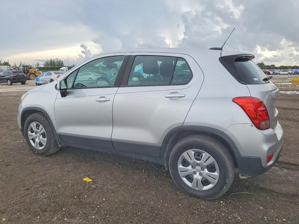 Photo 2 from auction – 2017 CHEVROLET TRAX with VIN KL7CJKSBXHB185174