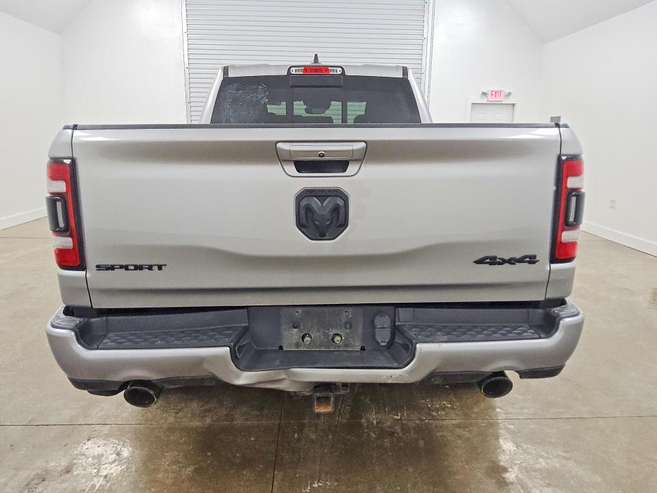 Фото 6 с аукциона – 2021 RAM 1500 с VIN 1C6SRFTT1MN515502