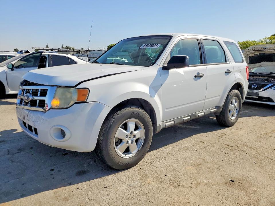 FORD ESCAPE 2011 с VIN 1FMCU0C74BKA88113 - Снимка от търг