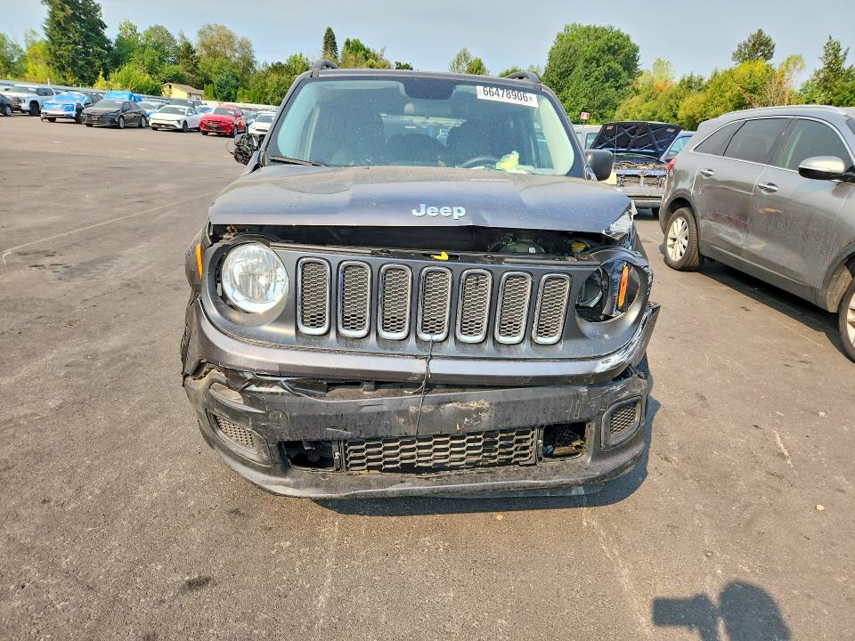 Photo 5 from auction – 2017 JEEP RENEGADE with VIN ZACCJBAB9HPF23240