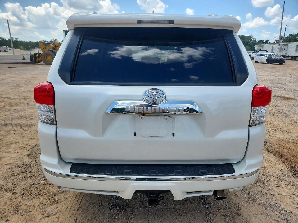 Photo 6 from auction – 2011 TOYOTA 4RUNNER with VIN JTEBU5JR6B5074323